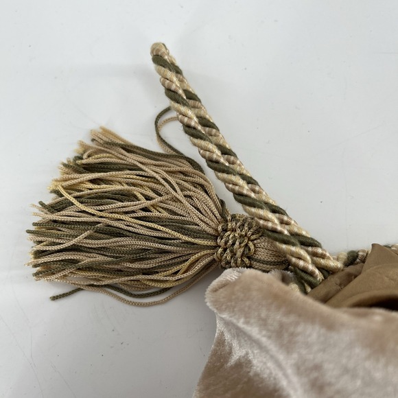 Victorian Luxury Christmas Stocking Fabric Brocade Rich Beige Velvet Tassels 23" - Picture 3 of 9